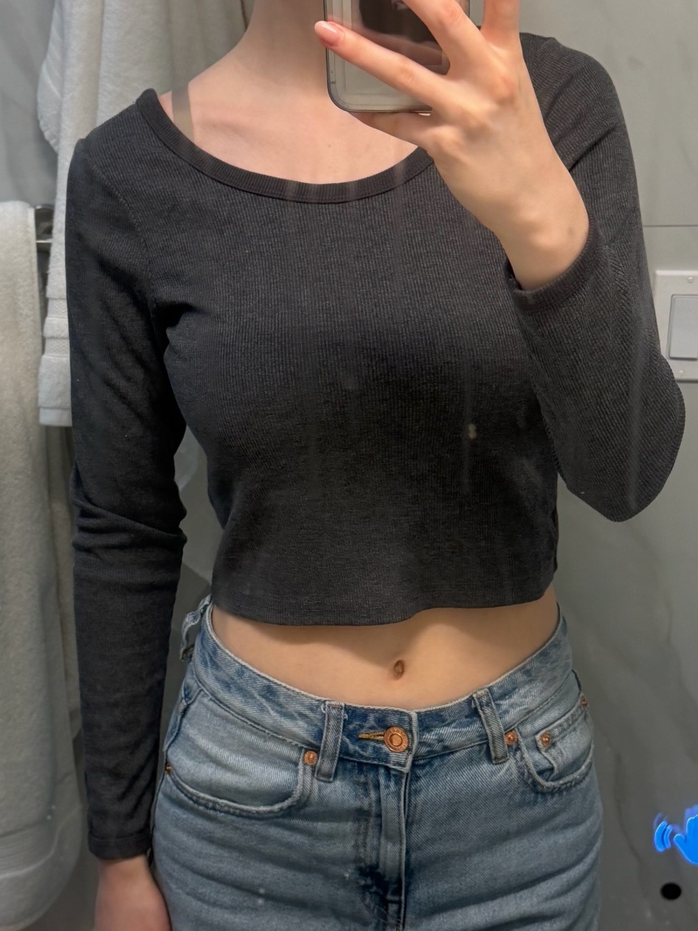 Charcoal Ribbed Long Sleeve Crop Top – Size M (Fits Like S)